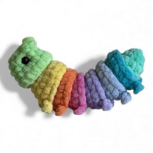 Camille - La petite chenille (tête verte)