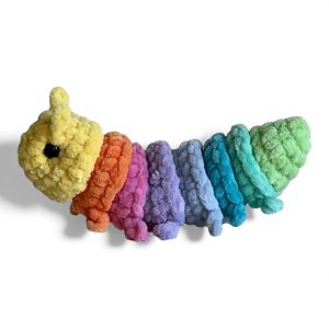 Camille - La petite chenille (tête jaune)